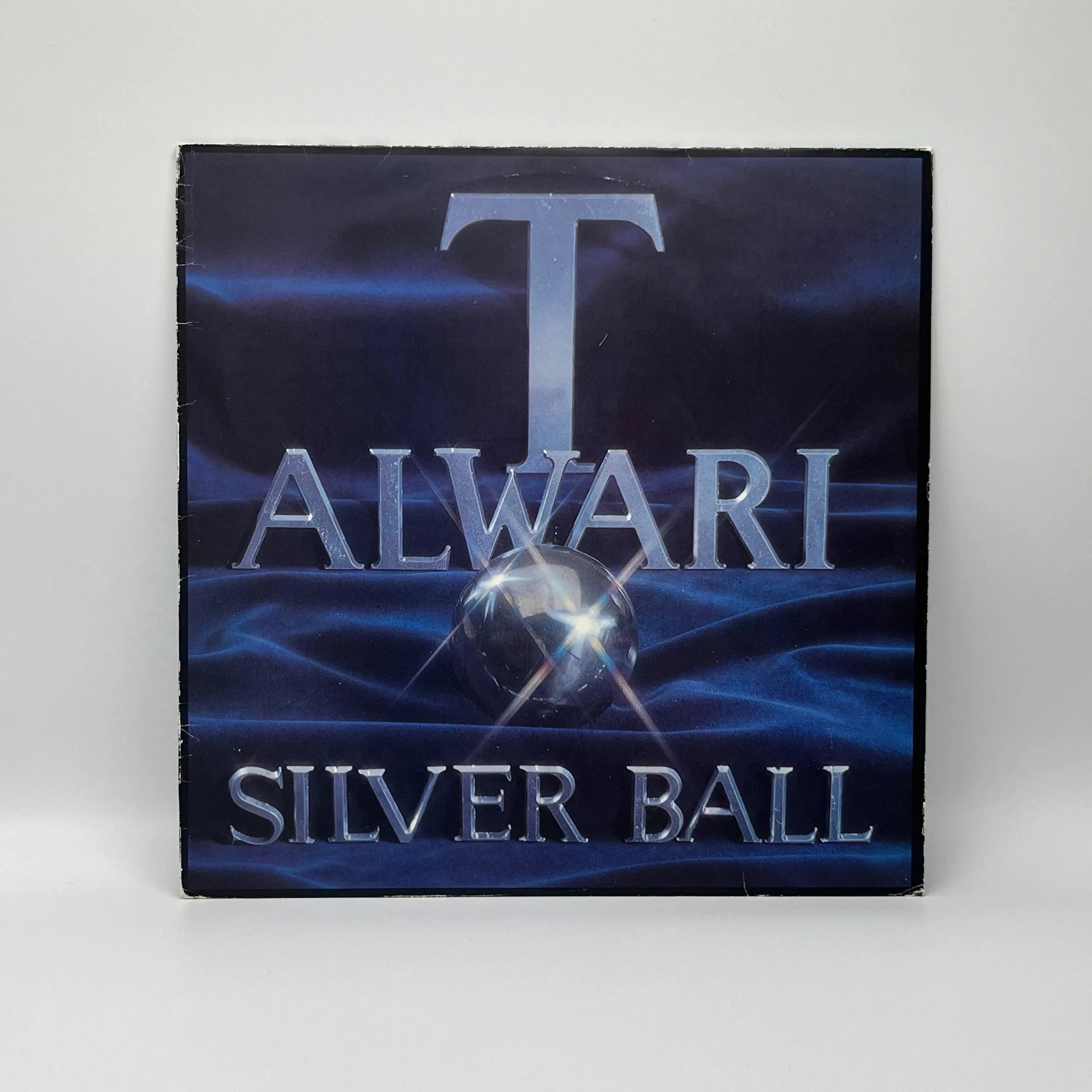 Alwari T - Silver Ball LP