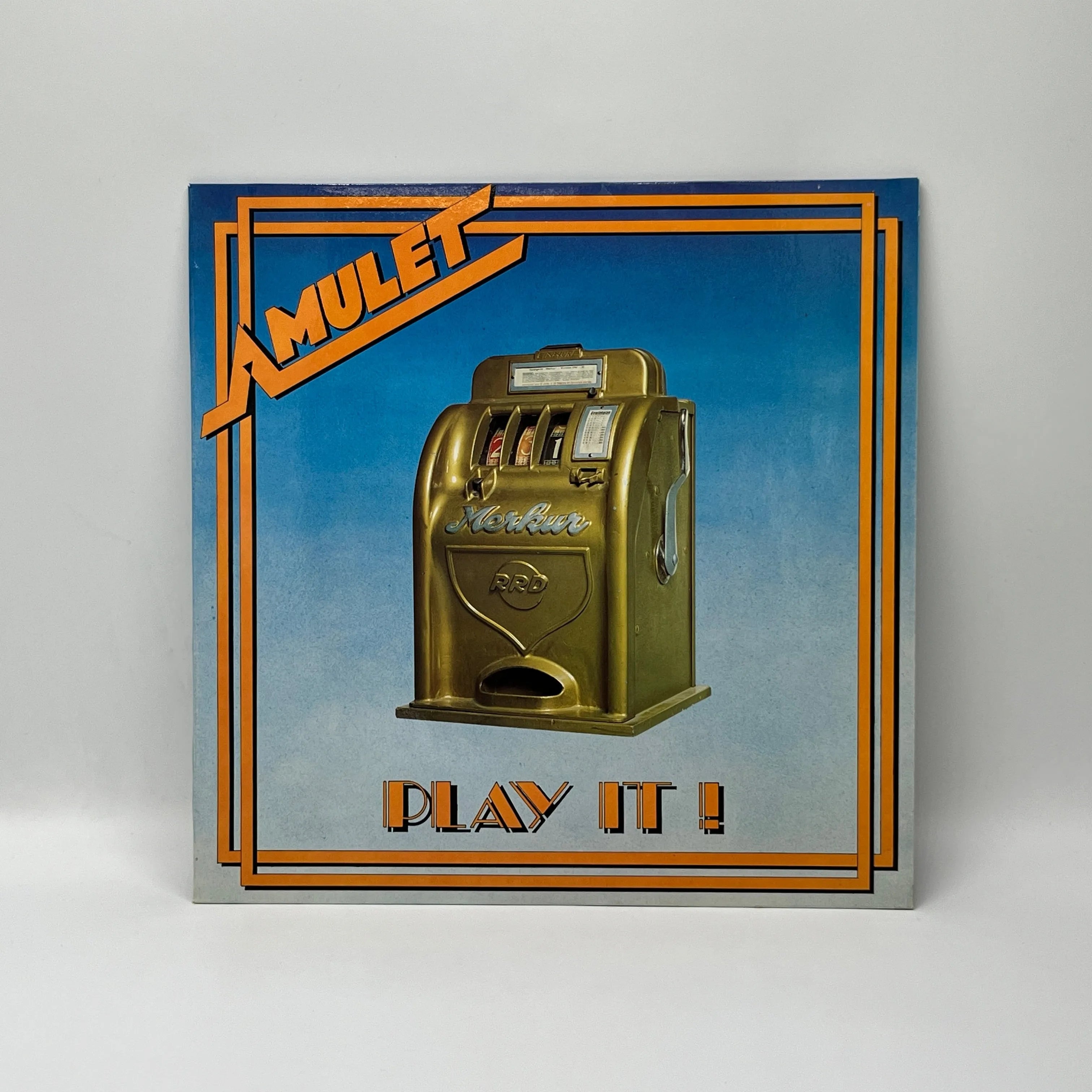 Amulet – Play It! LP