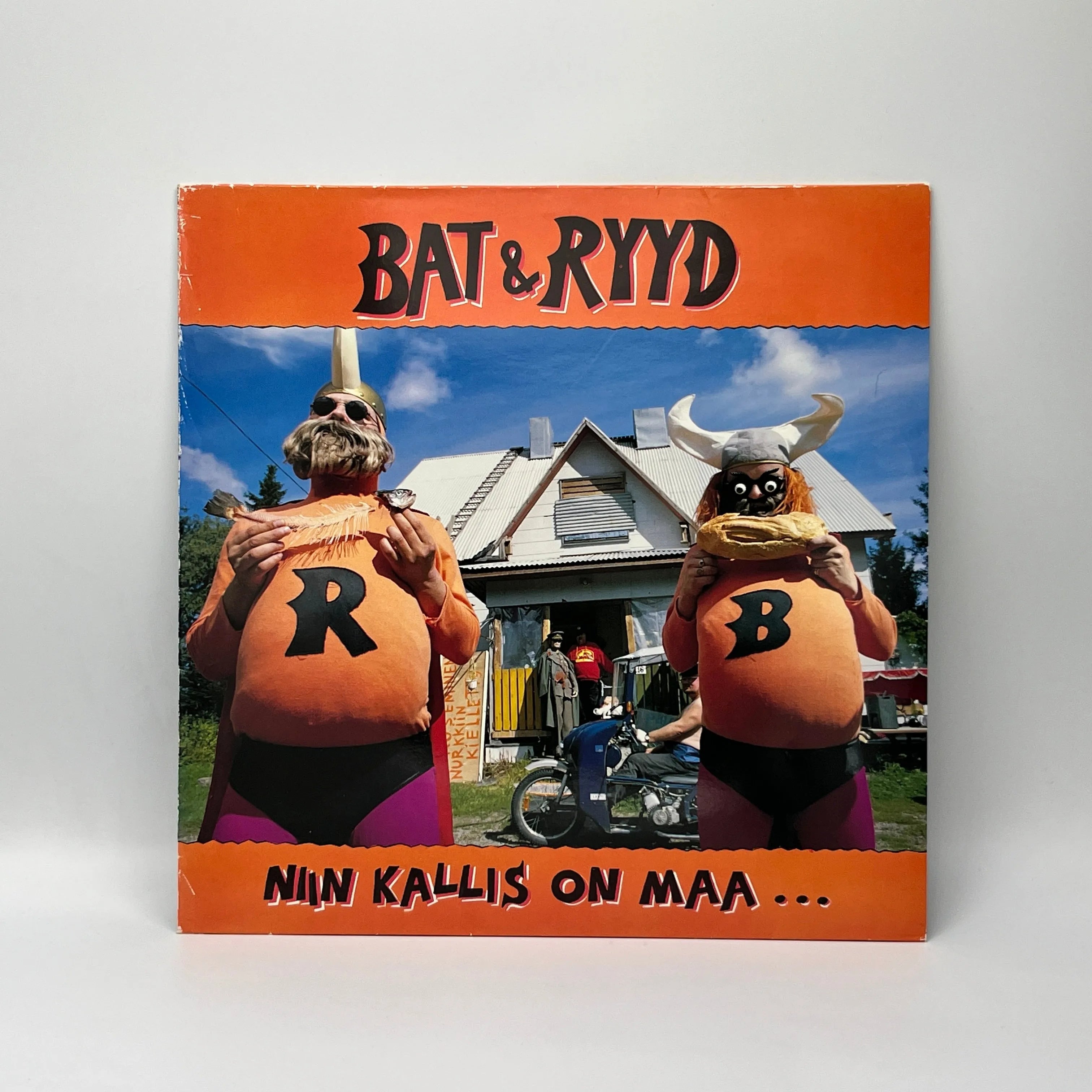 Bat & Ryyd – Niin Kallis On Maa... LP