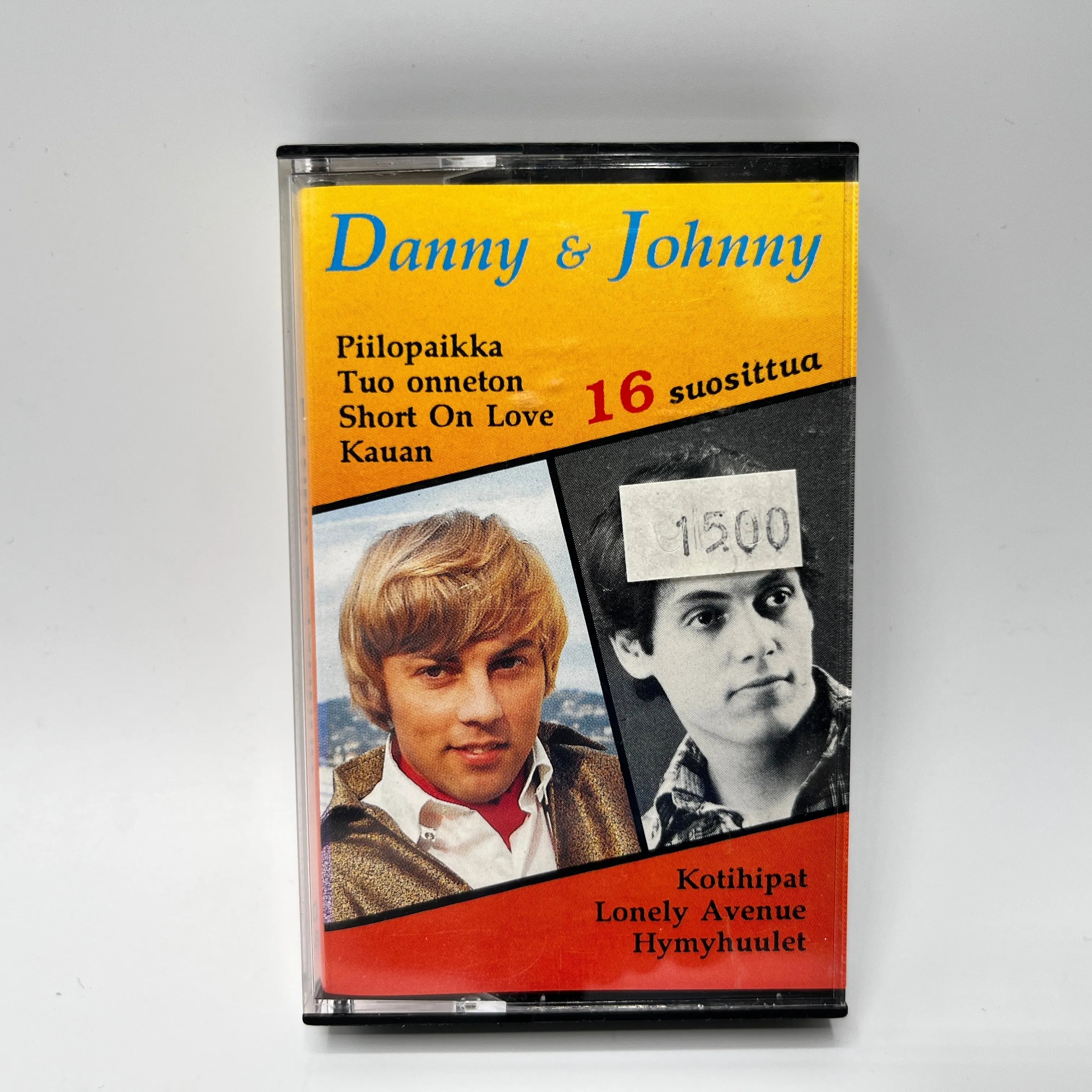 Danny & Johnny – 16 Suosittua C-Kasetti