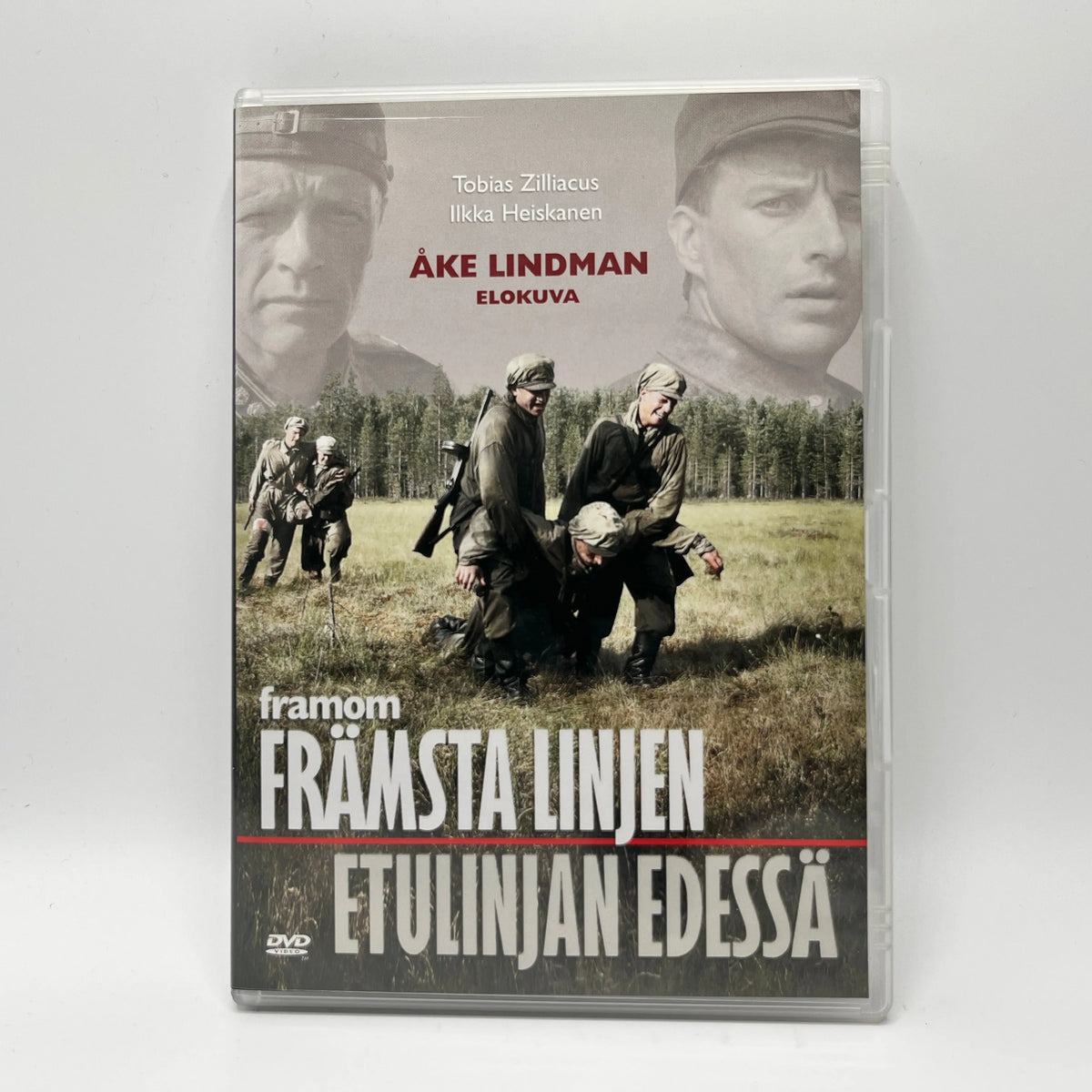 Etulinjan Edessä (DVD)