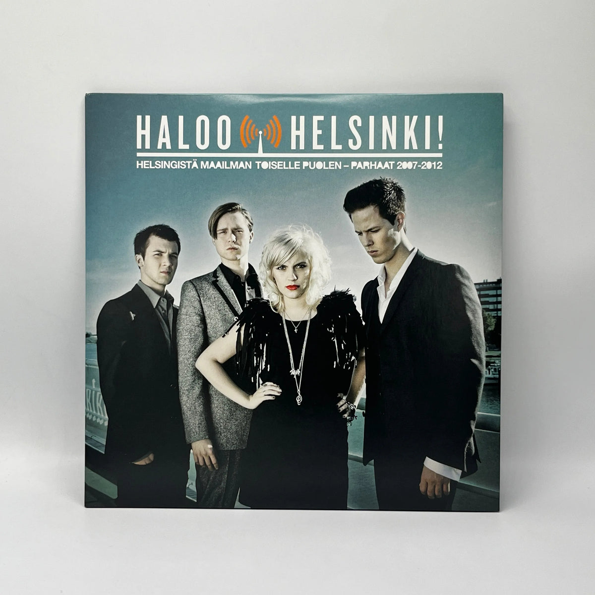 Haloo Helsinki! – Helsingistä Maailman Toiselle Puolen - Parhaat 2007-2012 2LP