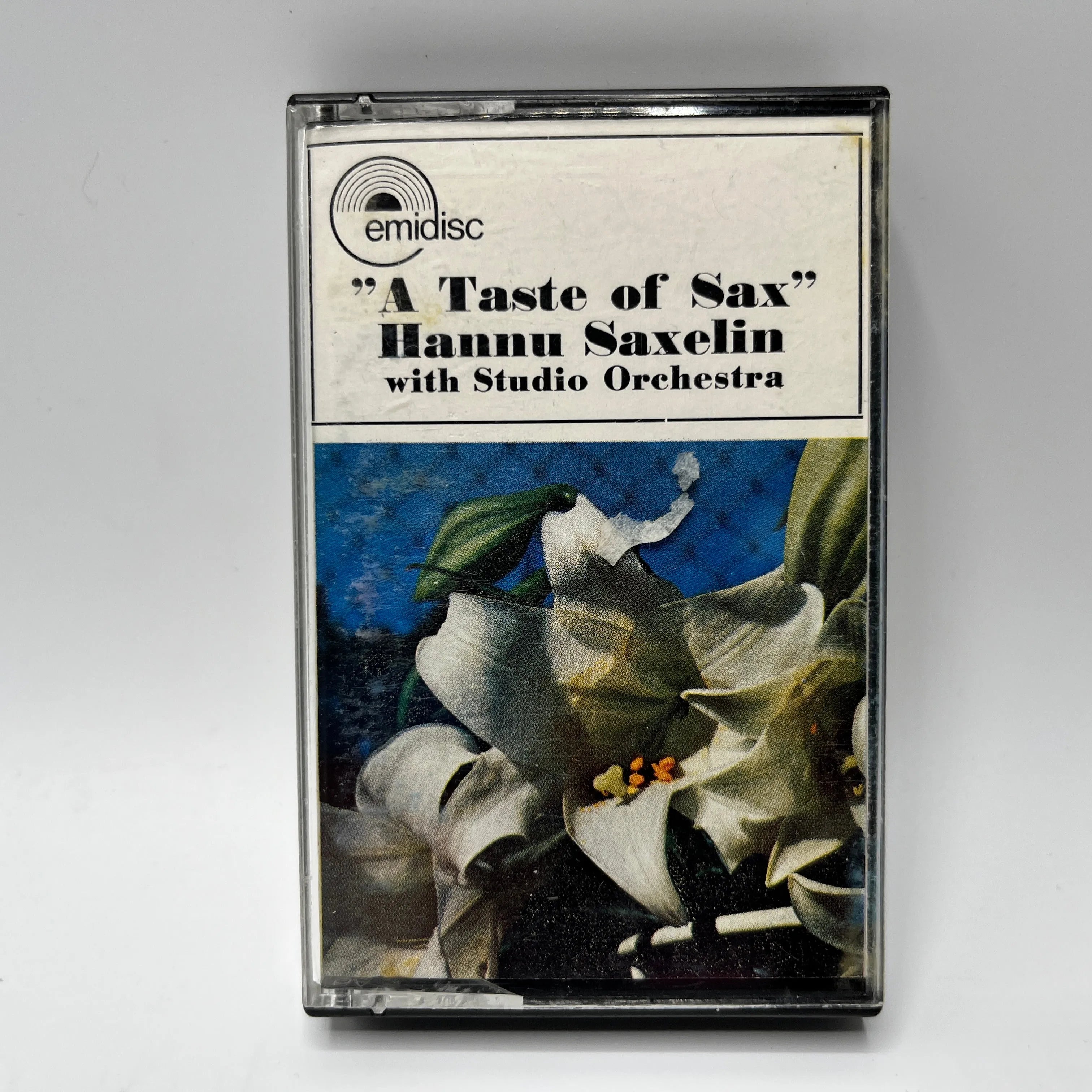 Hannu Saxelin With Studio Orchestra – A Taste Of Sax C-Kasetti