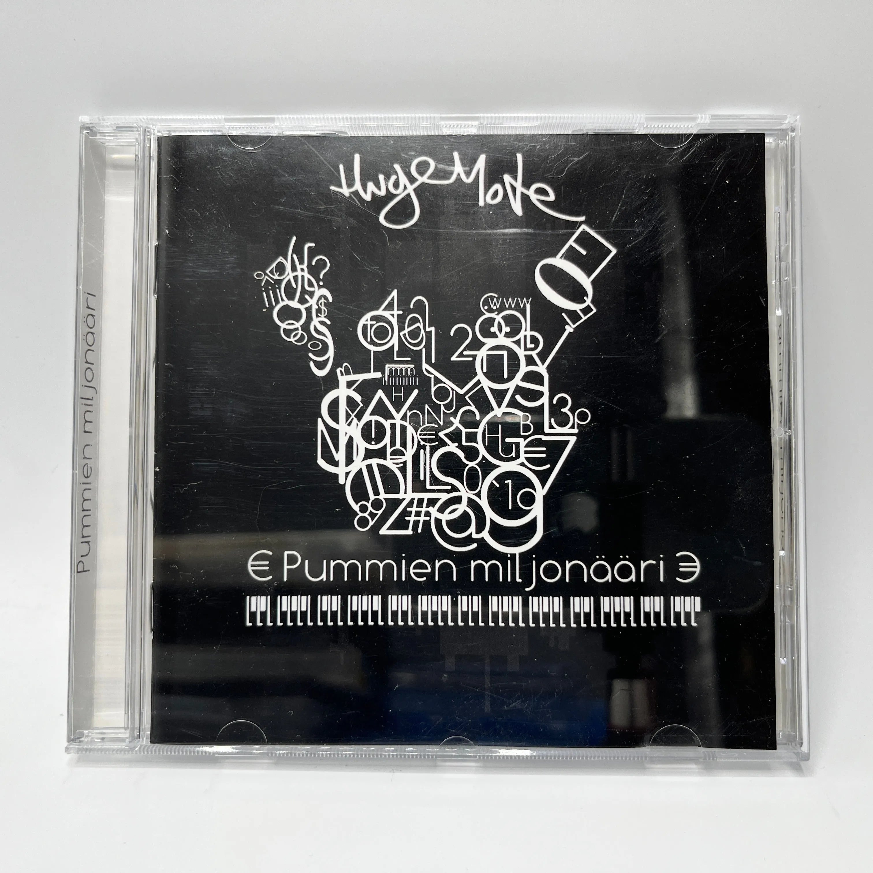 Huge & Mode – Pummien Miljonääri CD