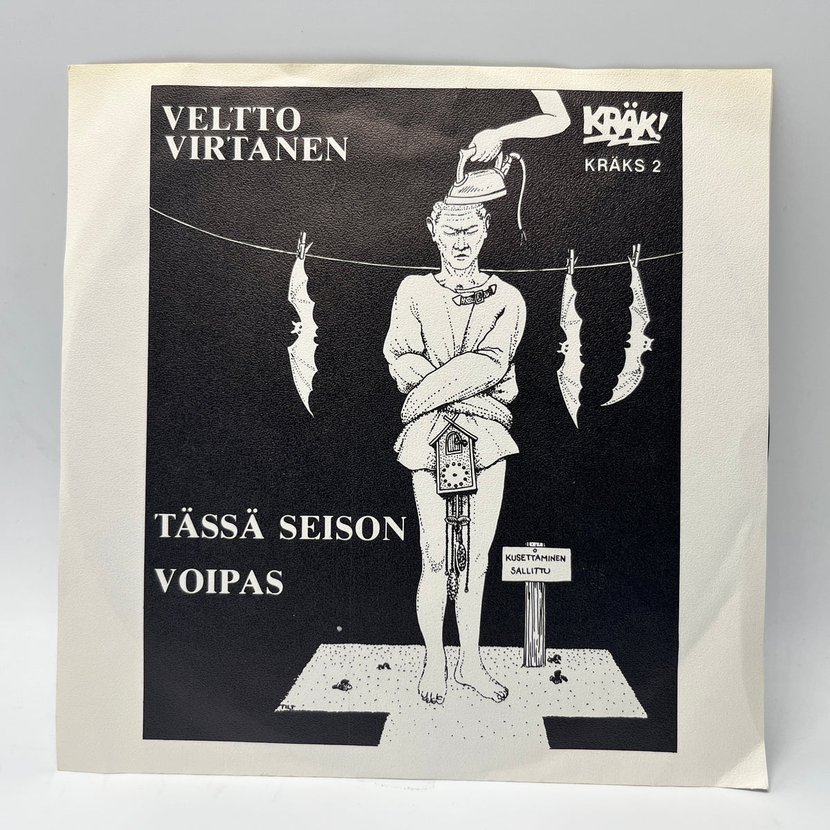 Veltto Virtanen – Tässä Seison / Voipas Single