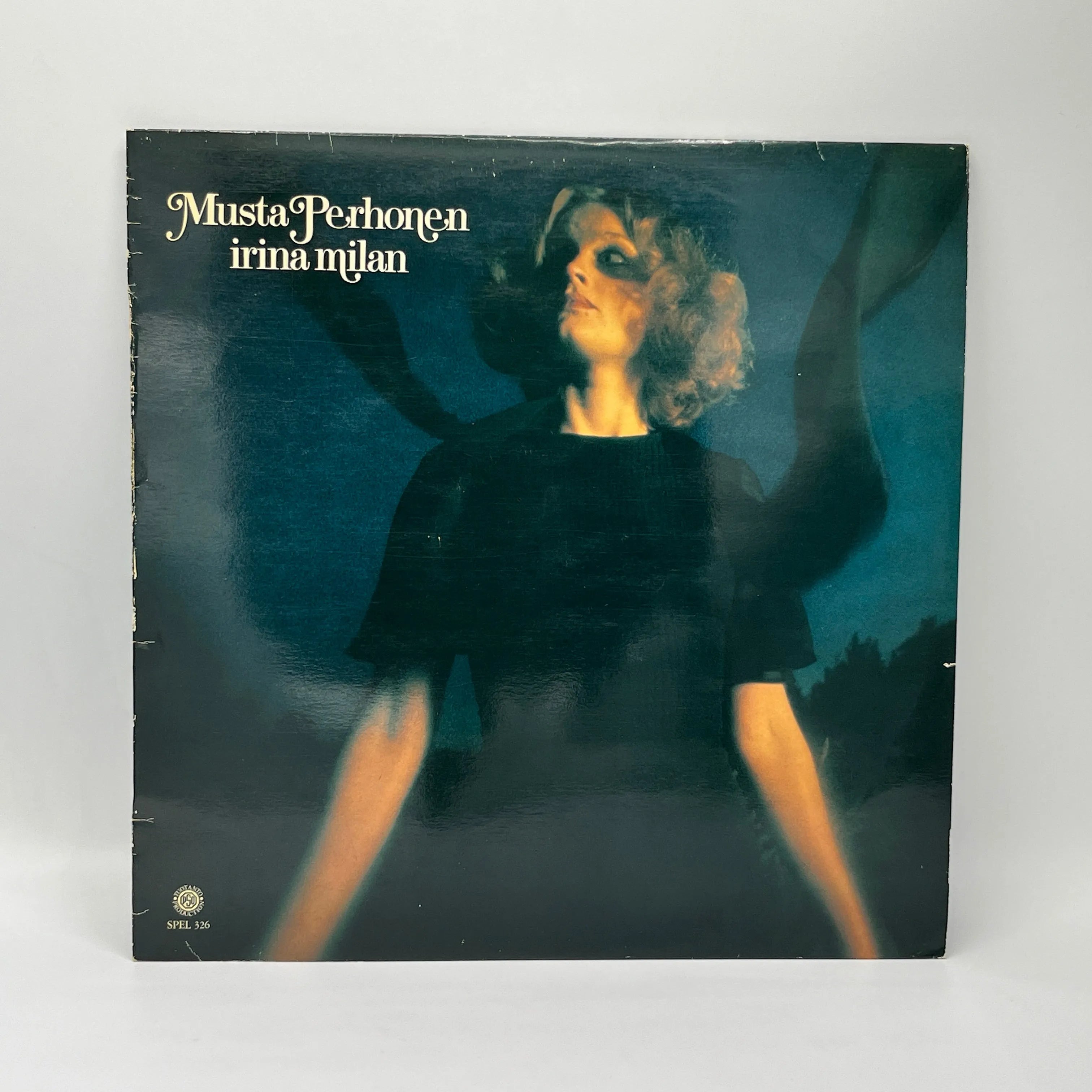 Irina Milan – Musta Perhonen LP