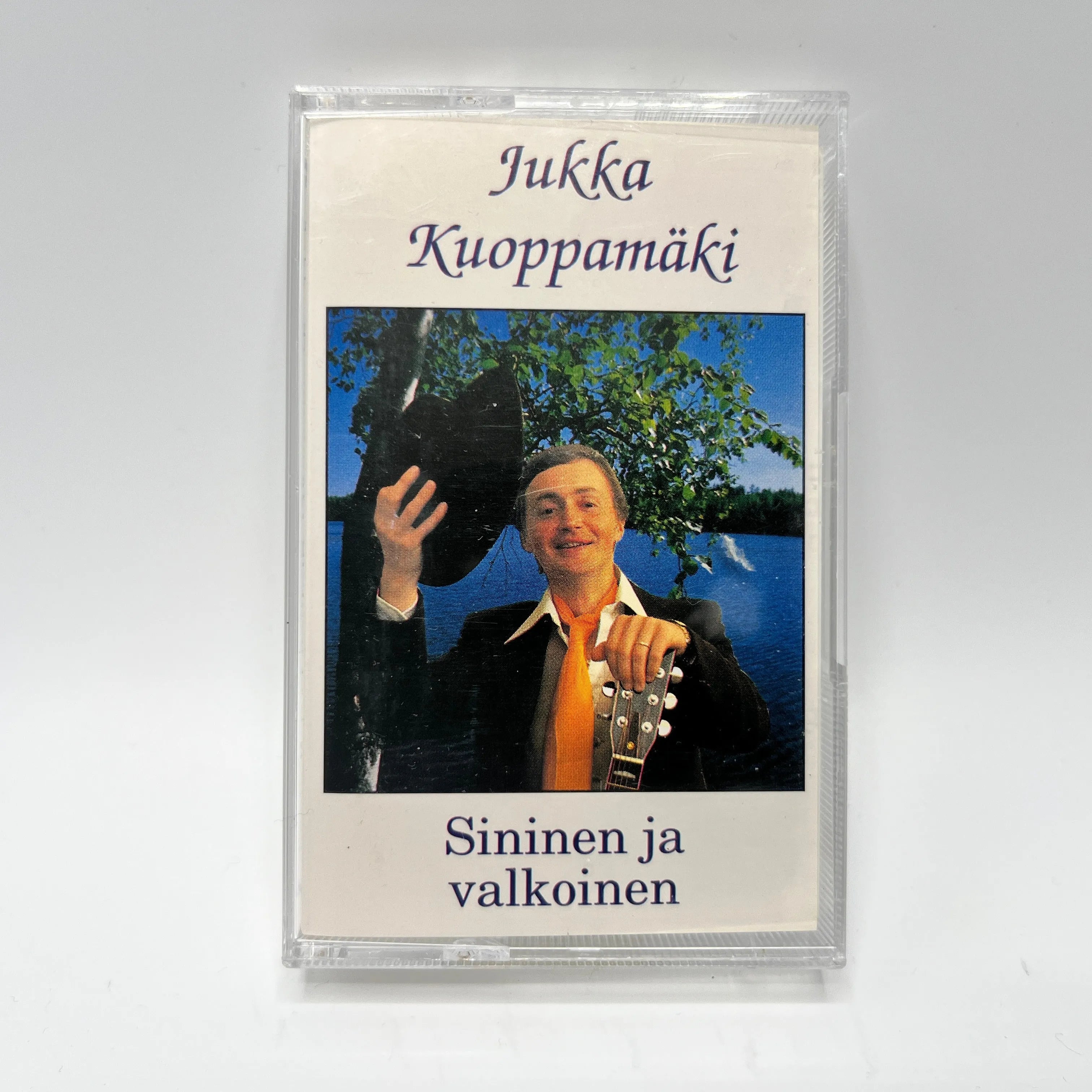 Jukka Kuoppamäki - Sininen Ja Valkoinen C-Kasetti