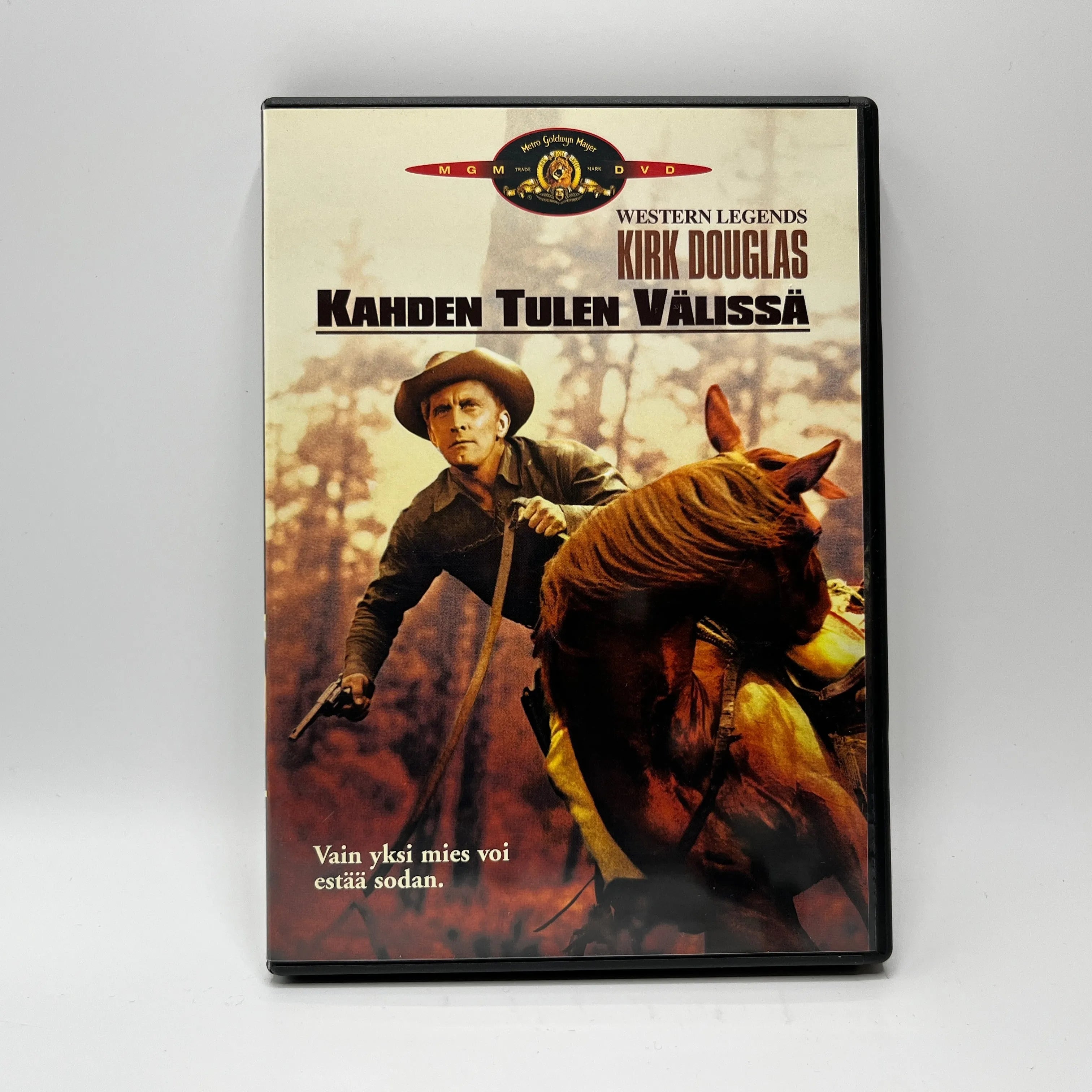 Kahden Tulen Välissä (DVD)