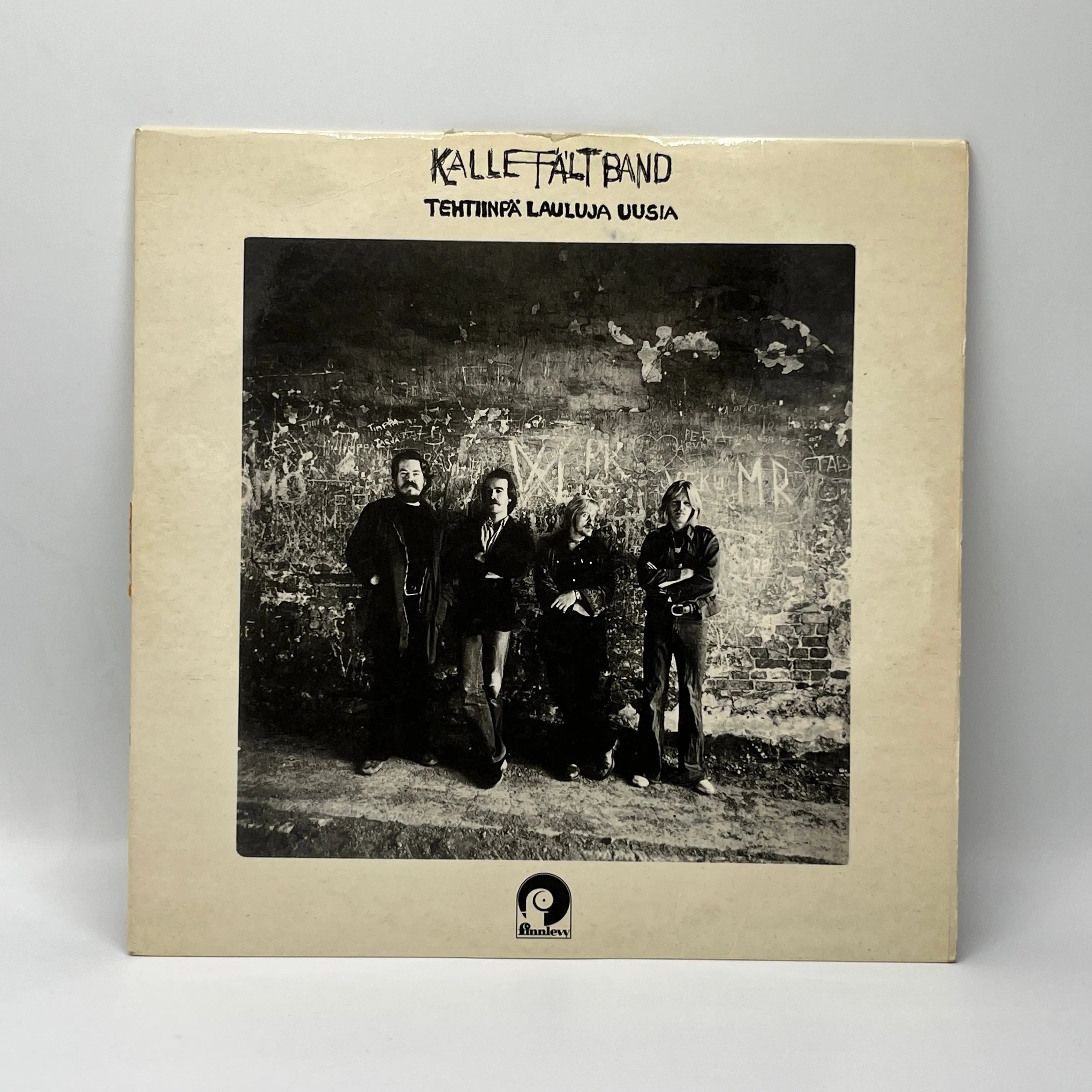 Kalle Fält Band – Tehtiinpä Lauluja Uusia LP