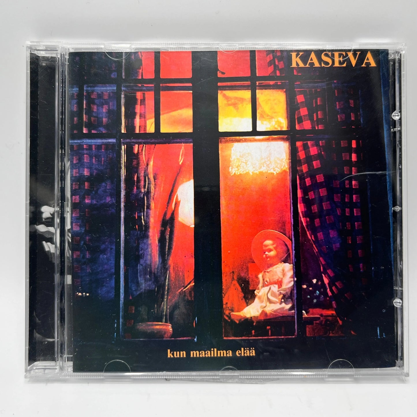 Kaseva - Kun Maailma Elää CD