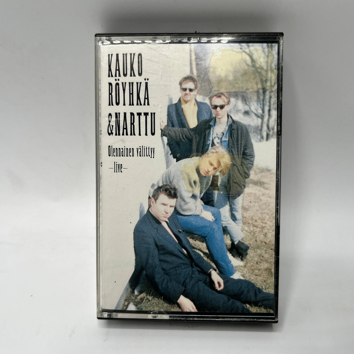 Kauko Röyhkä & Narttu – Olennainen Välittyy - Live - C-Kasetti