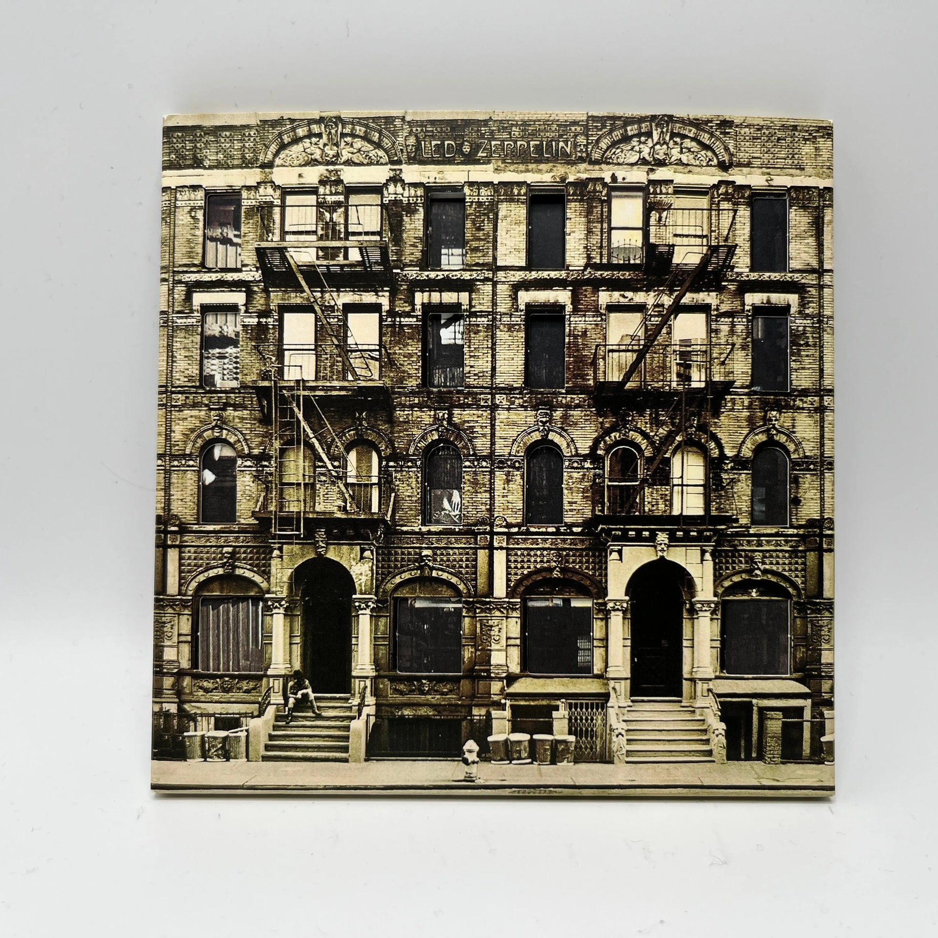 Led-Zeppelin-Physical-Graffiti
