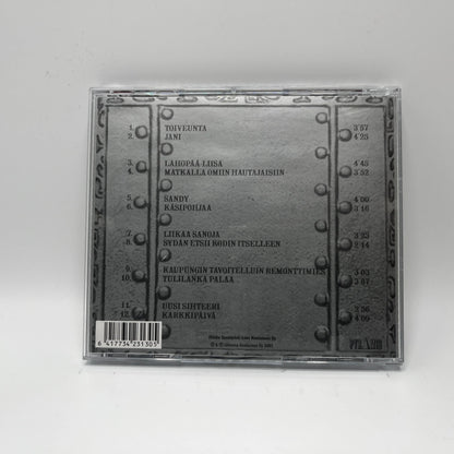 Leevi And The Leavings - Hopeahääpäivä CD