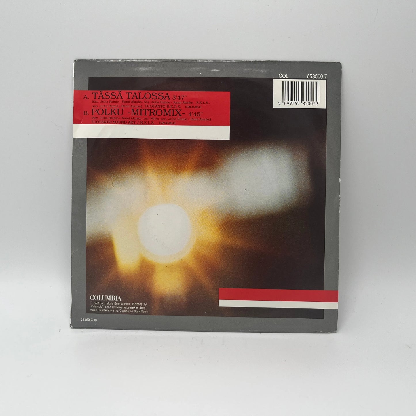 Neon 2 - Tässä Talossa 7" Single