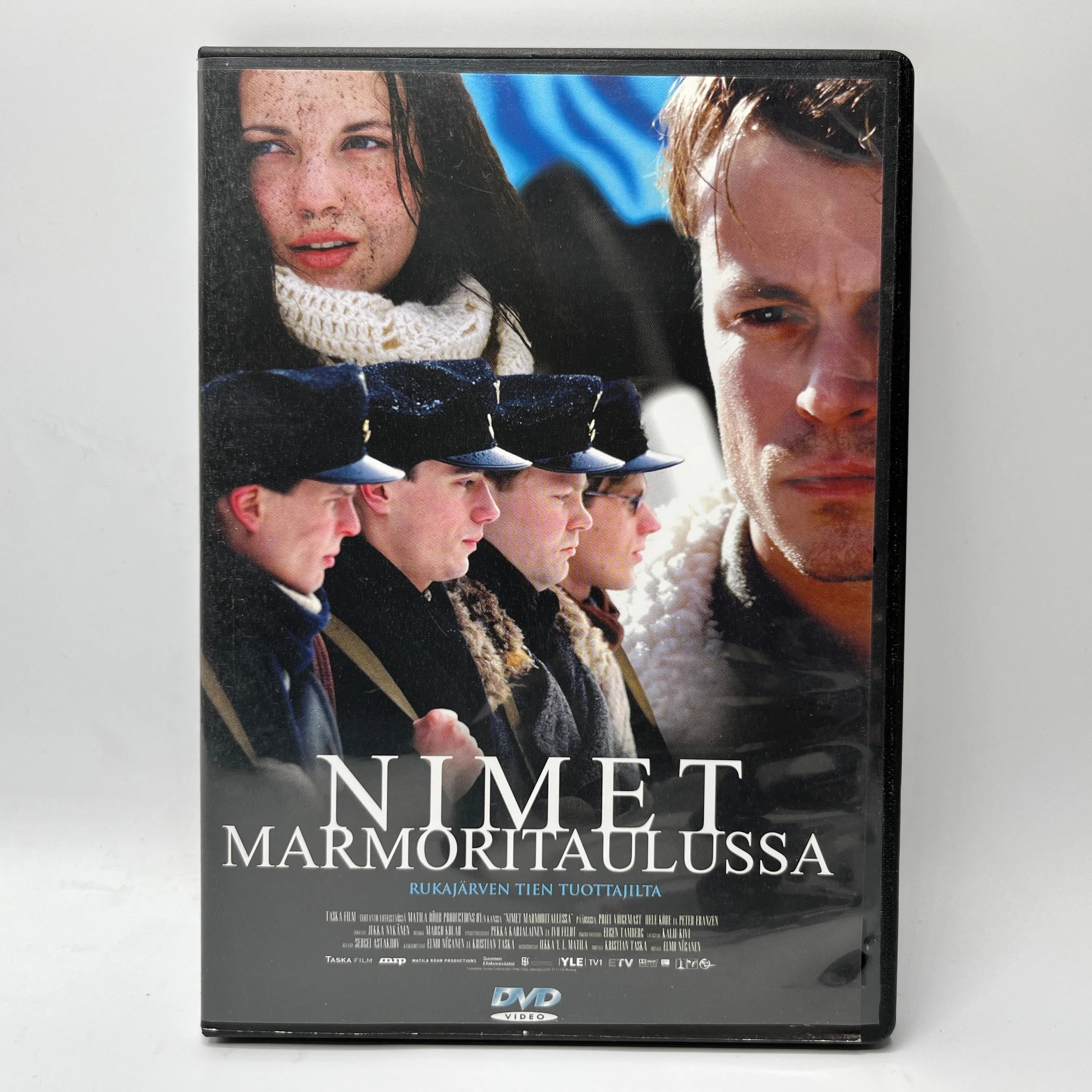 Nimet Marmoritaulussa (DVD)