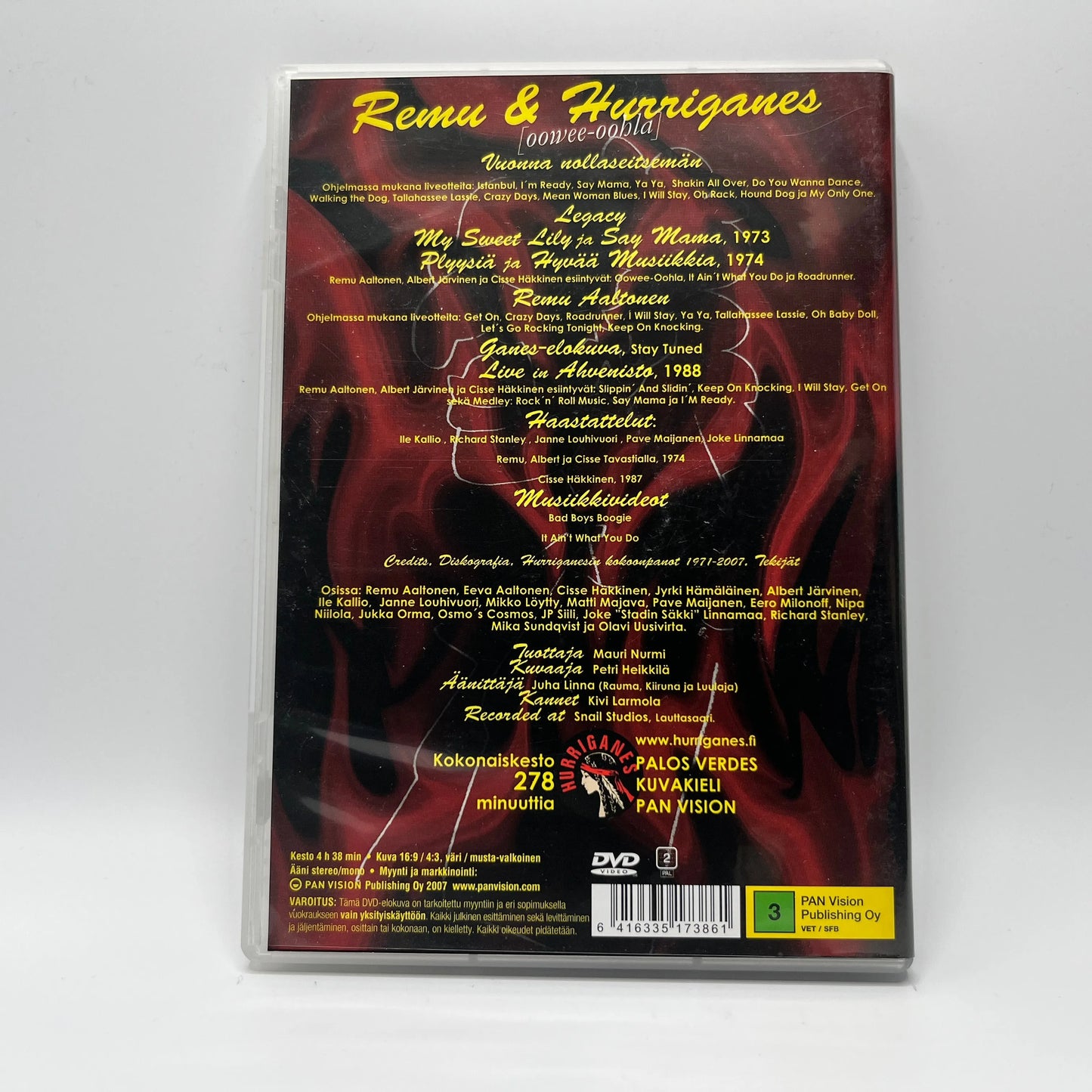 Remu & Hurriganes - Oowee - Oohla (DVD)