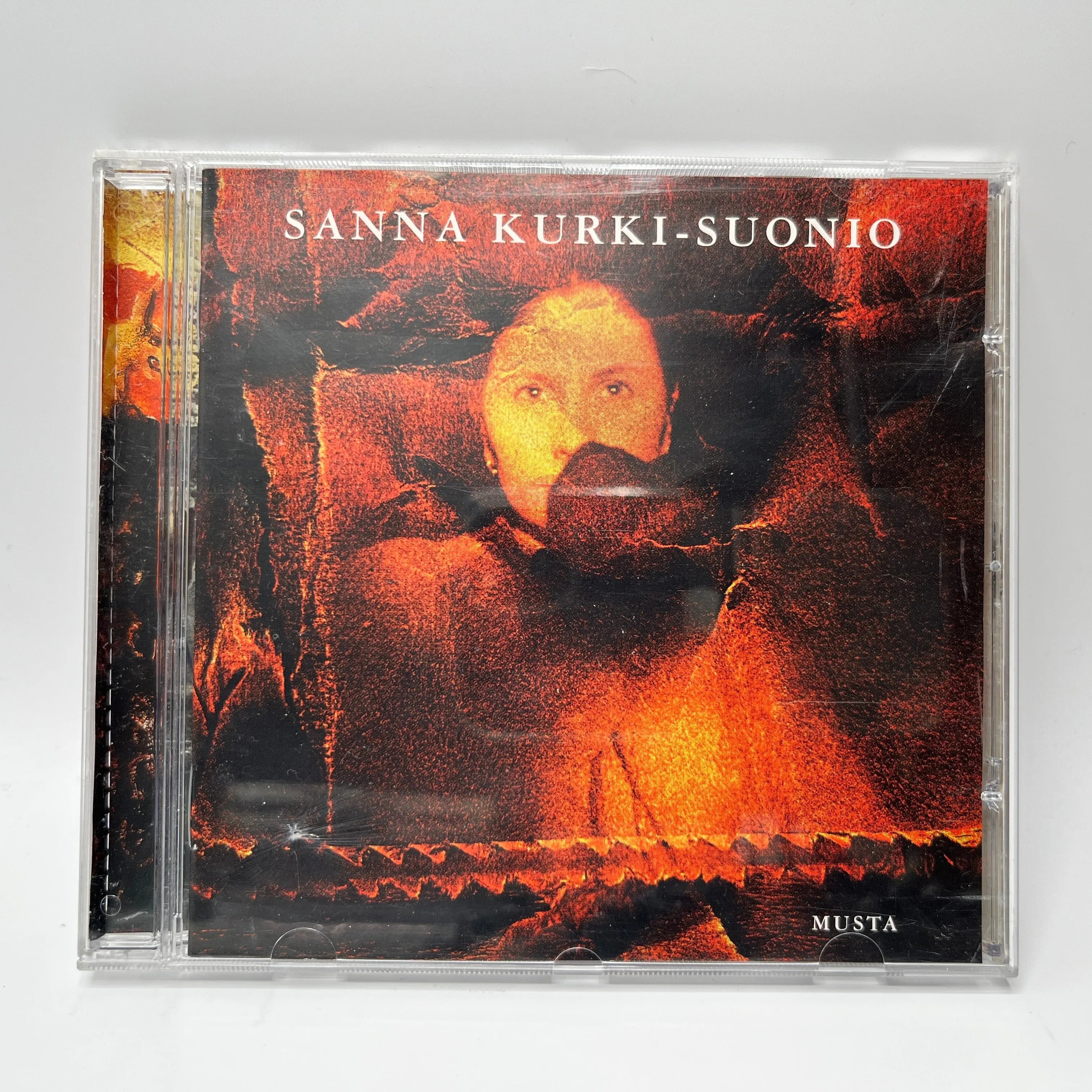 Sanna Kurki-Suonio - Musta CD