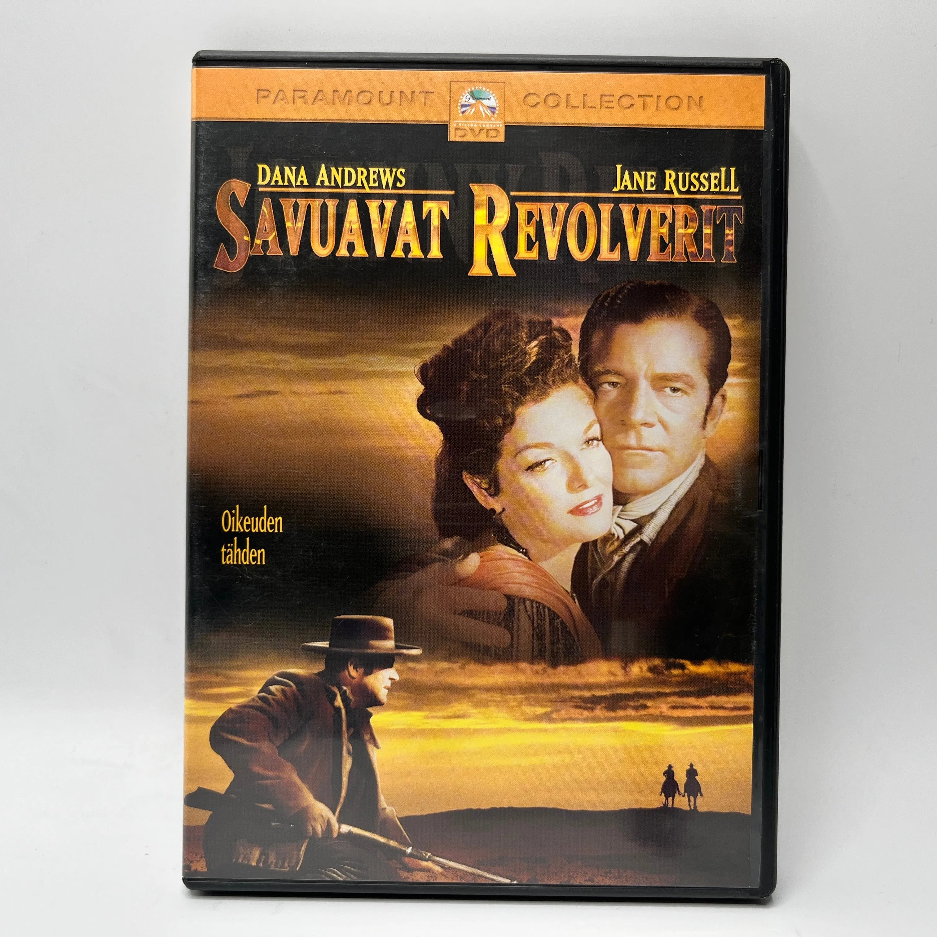 Savuavat Revolverit (DVD)