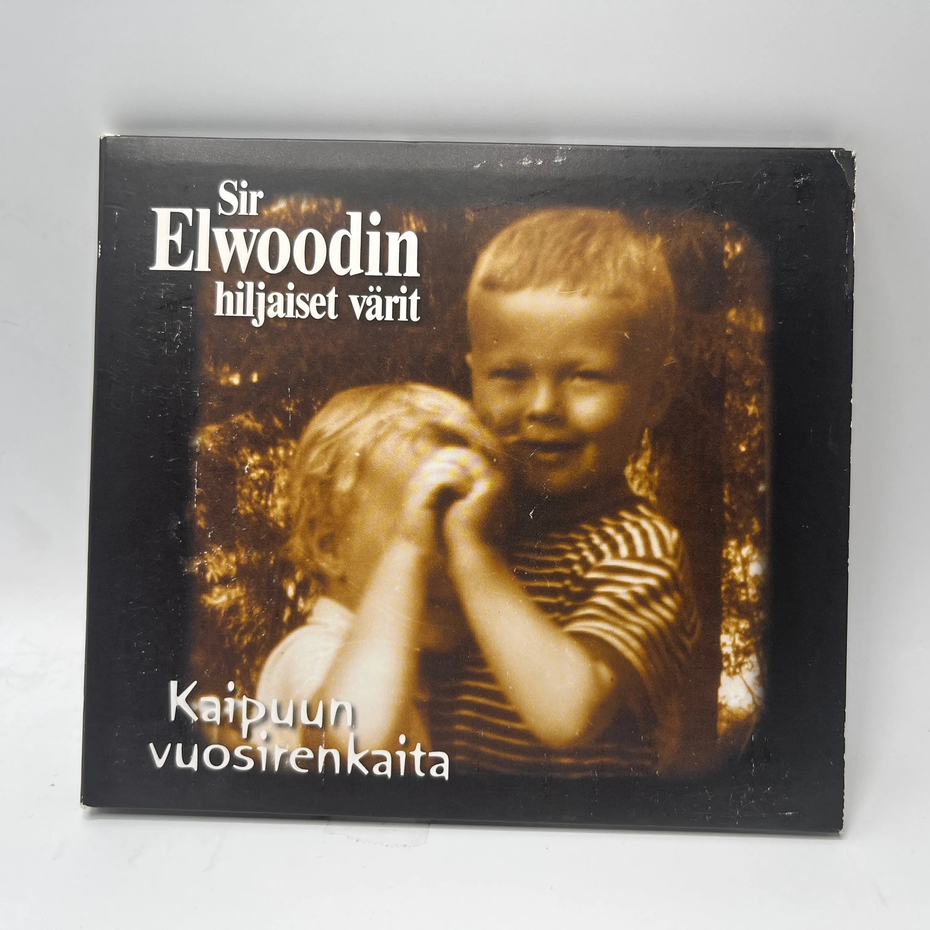 Sir Elwoodin Hiljaiset Värit – Kaipuun Vuosirenkaita CD