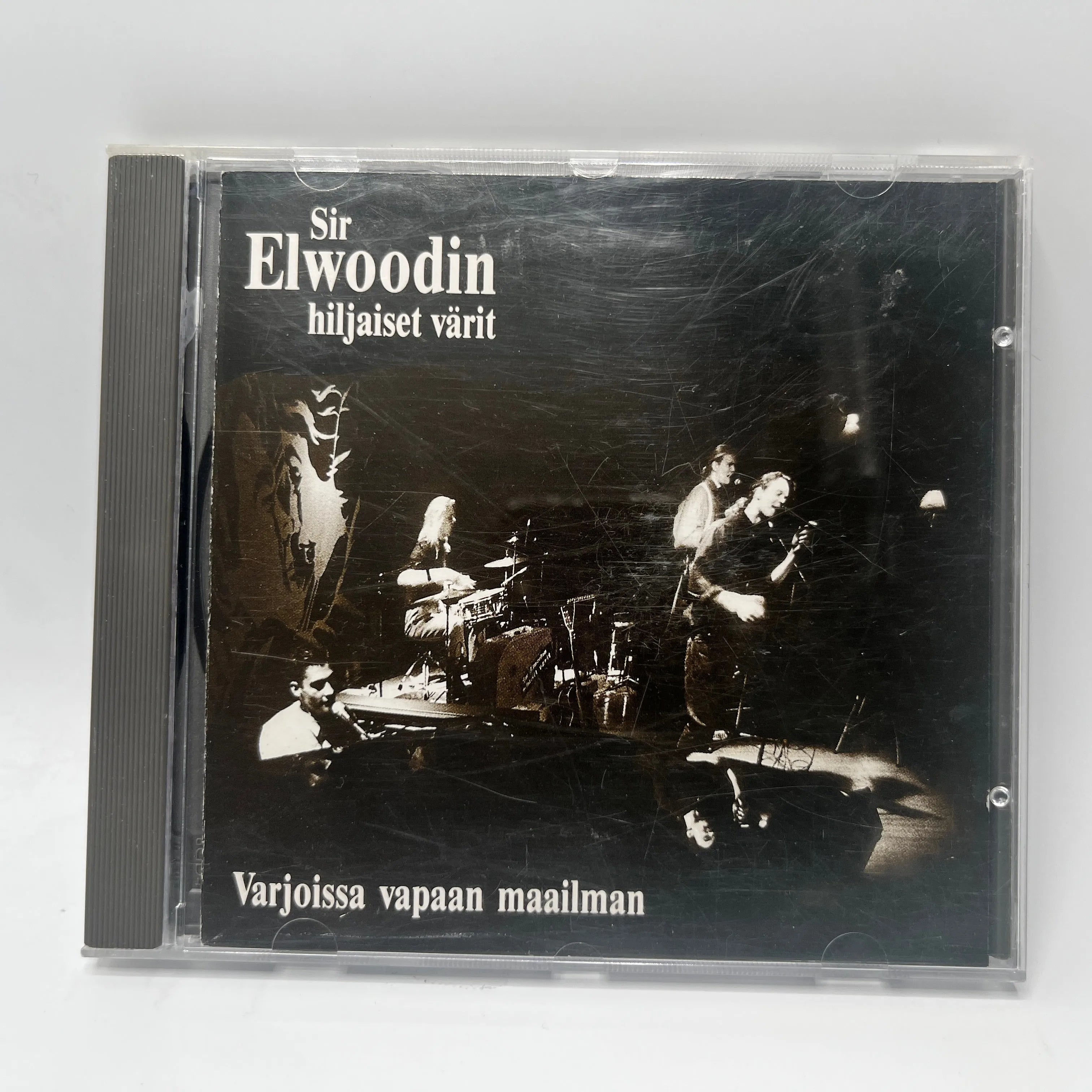 Sir Elwoodin Hiljaiset Värit – Varjoissa Vapaan Maailman CD