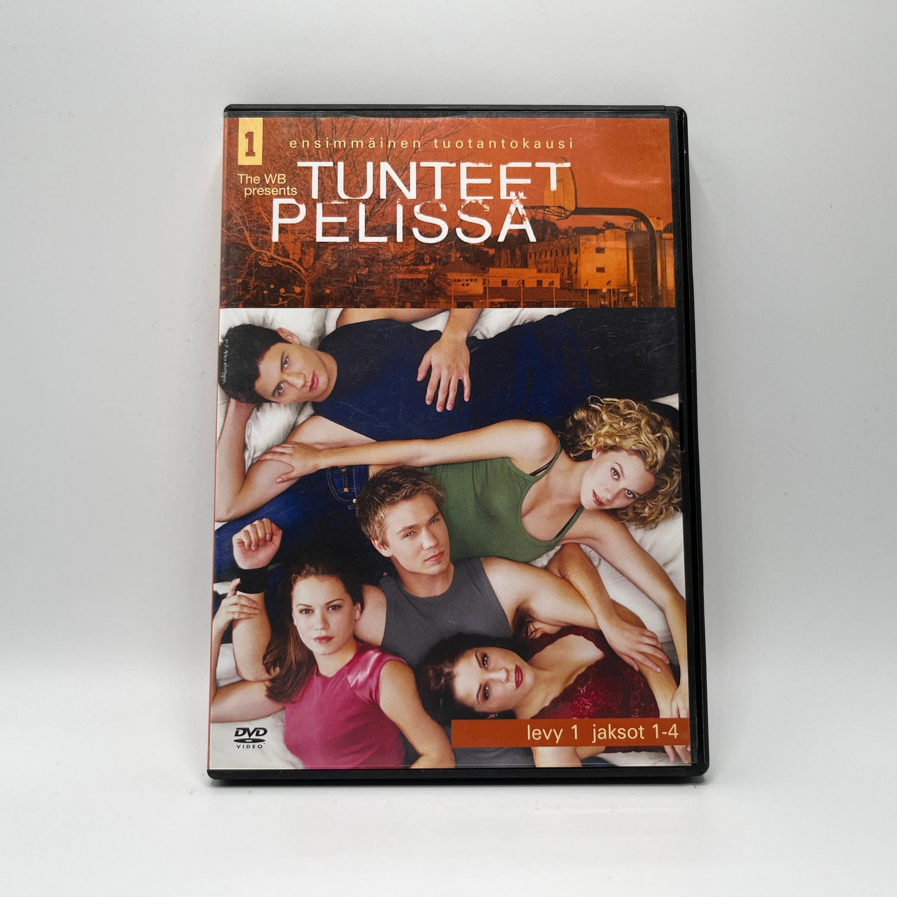 Tunteet Pelissä - Kausi 1 (DVD)