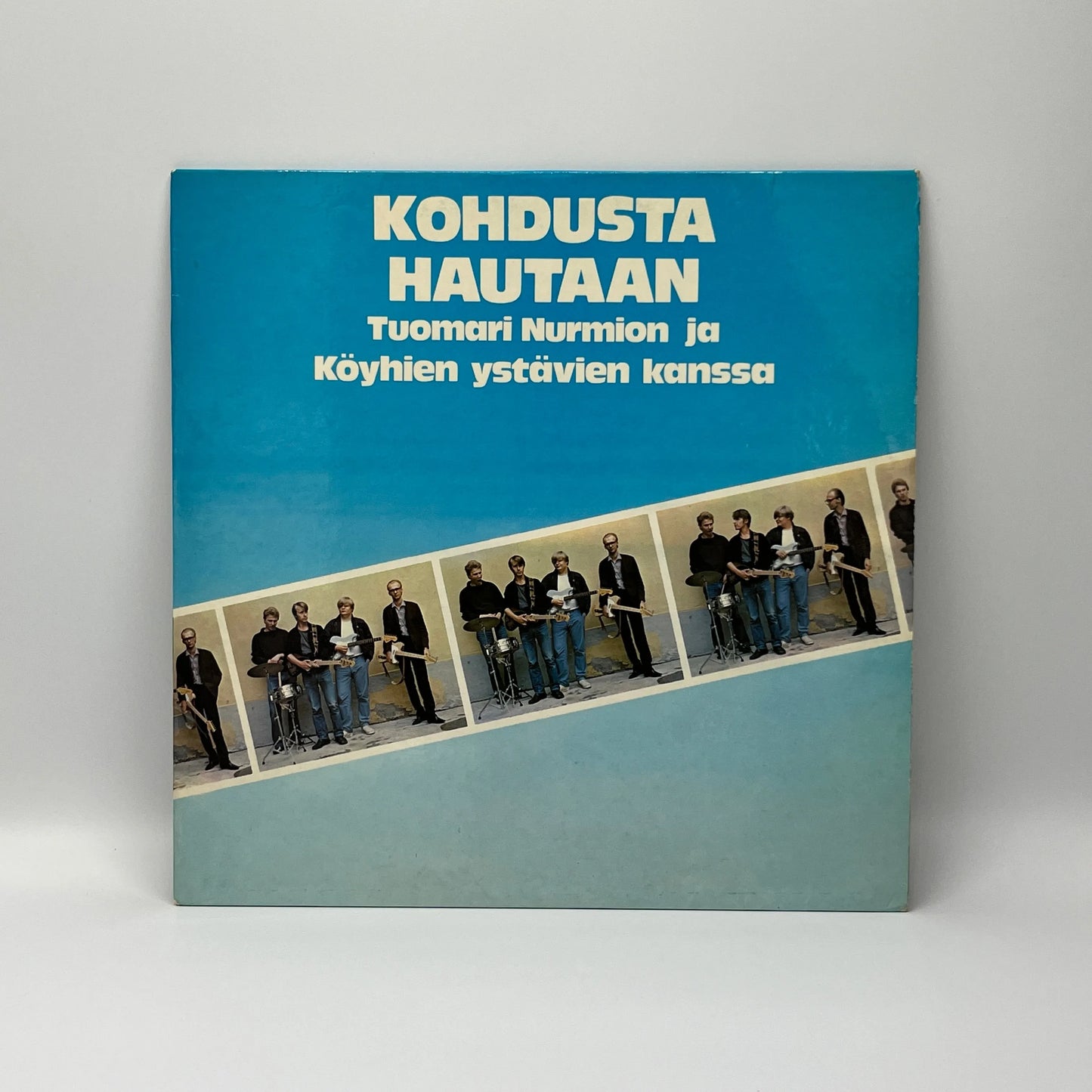 Tuomari Nurmio Ja Köyhien Ystävät – Kohdusta Hautaan LP