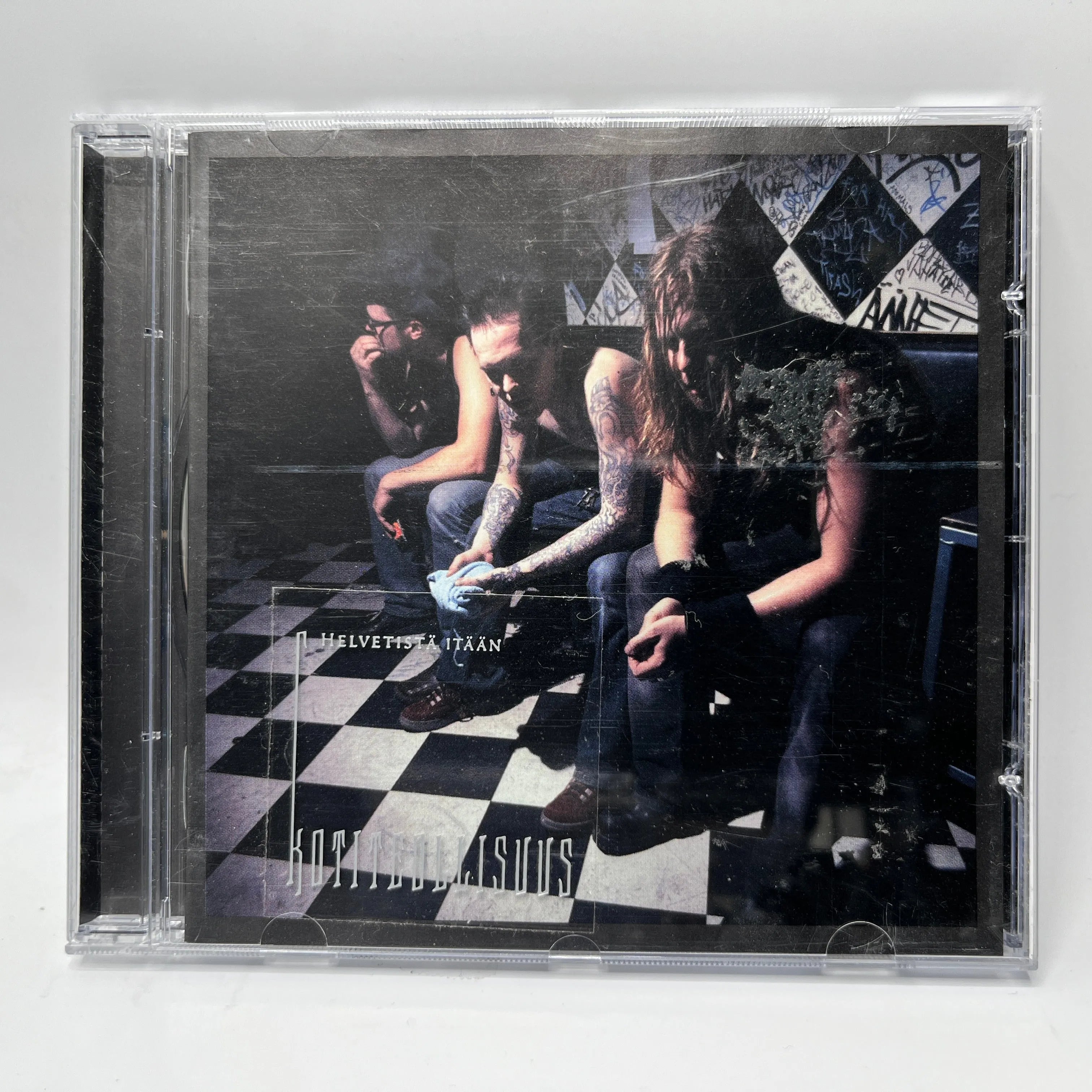 Kotiteollisuus - Helvetistä Itään CD