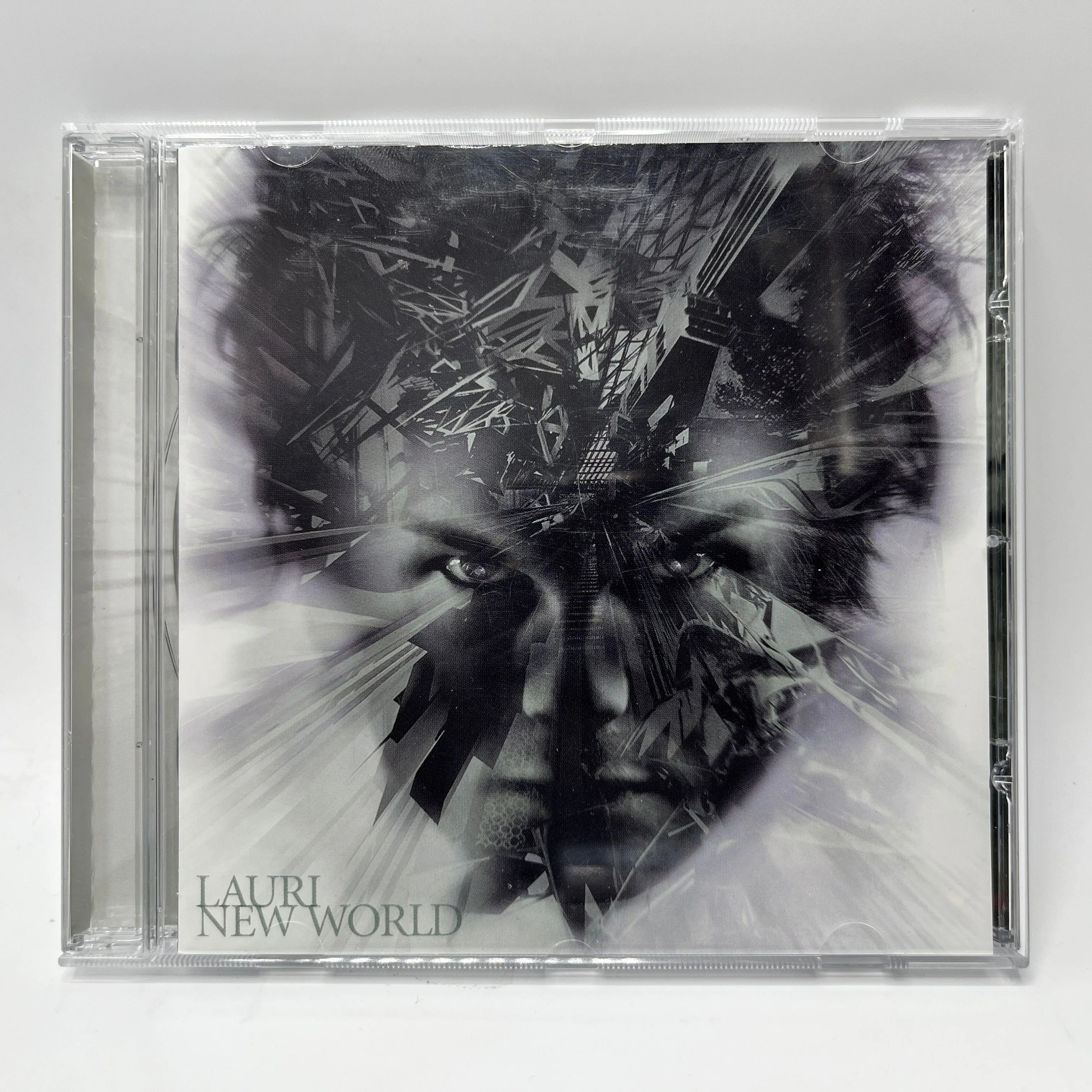 Lauri - New World CD